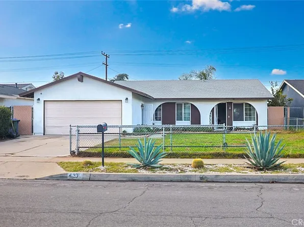 425 E King St, Rialto, CA 92376