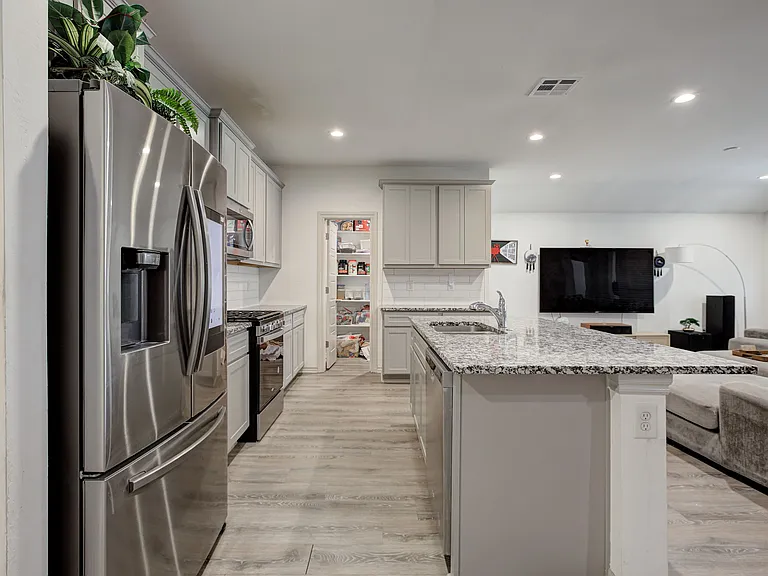 14701 Travertine Falls Ln — Photo 11