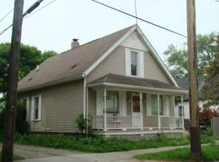 704 11th St, Bay City, MI 48708