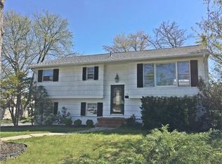 142 Standiford Ave, Sayreville, NJ 08872