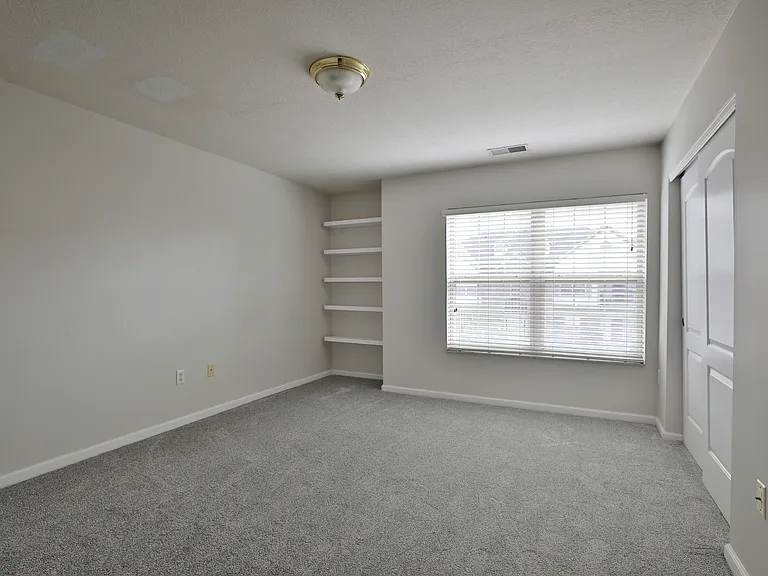 763 Hidden Springs Dr — Photo 20
