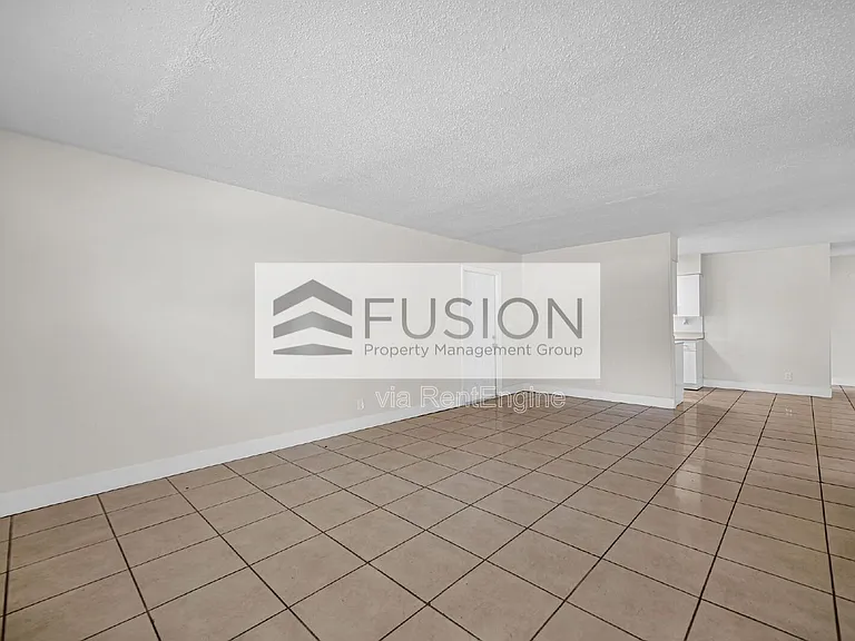 861 SW 74th Ter #102D — Photo 12