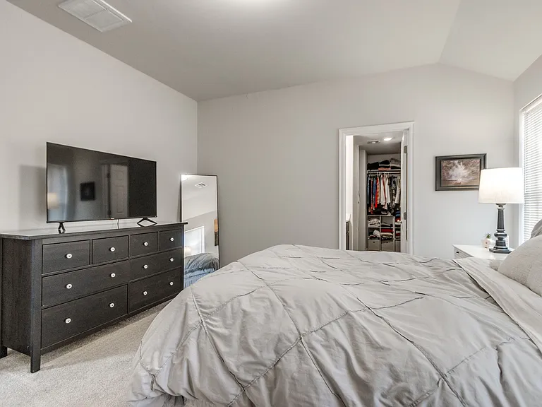 823 Highgarden Cir — Photo 11