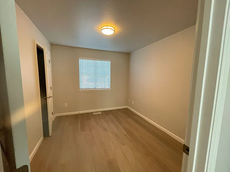 10162 W Garverdale Ln #202 — Photo 14