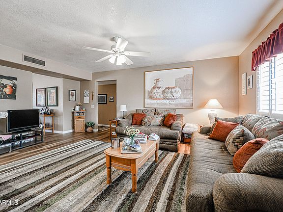 3rd image of 9323 W MANZANITA Drive