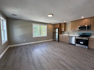 73 Union St #5, Holbrook, MA 02343
