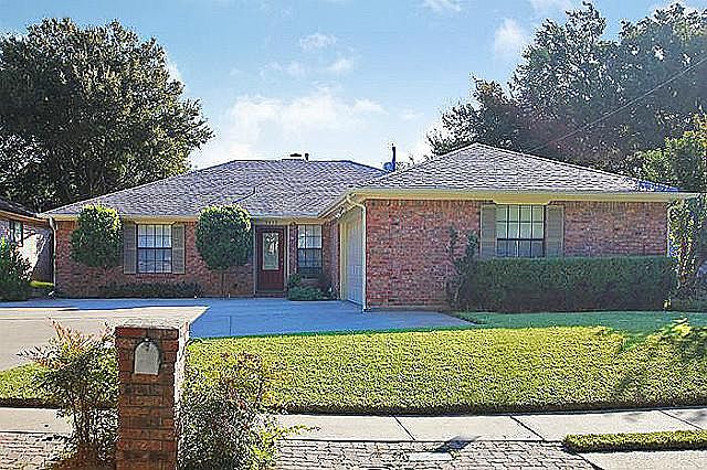 1st image of 3812 Double Oak Ln
