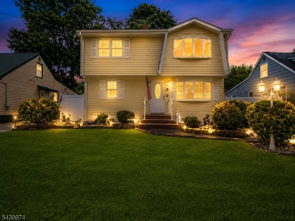 1106 Stone St, Rahway City, NJ 07065