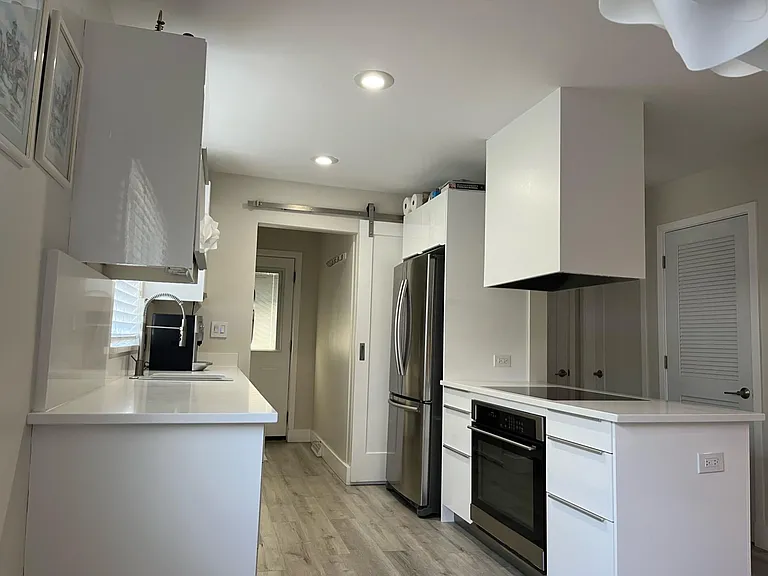 231 N West St #1 — Photo 35