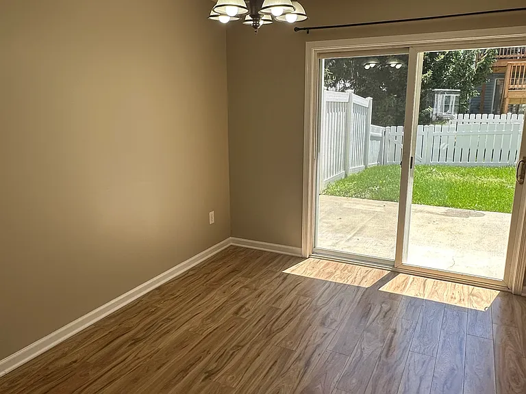 1057 Alexander Hamilton Ln — Photo 7
