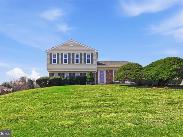 2703 Lackawanna Pl, Hyattsville, MD 20783