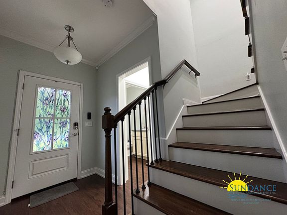 2nd image of 52 Avery Dr