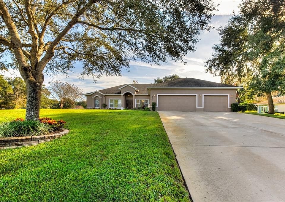 1st image of 3827 Oak Pointe Dr