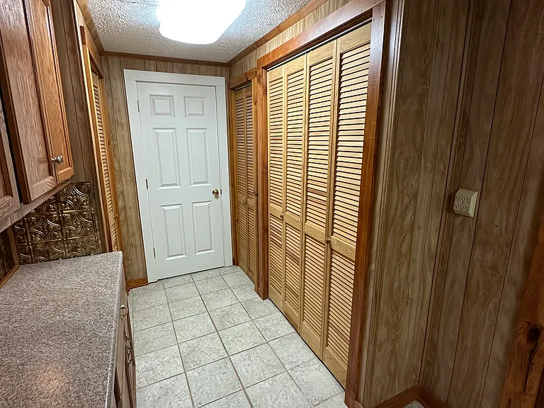 1818 Patterson Rd — Photo 8