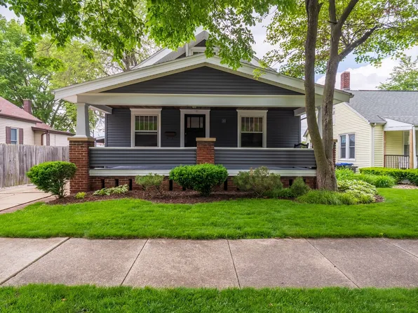 410 Beecher St, Bloomington, IL 61701