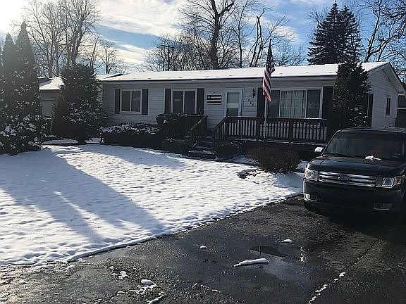 2nd image of 4807 Lakeborn Dr