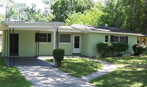 1st image of 8971 Yeoman Dr