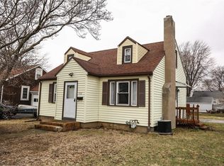 152 Chesterton Rd, Rochester, NY 14626