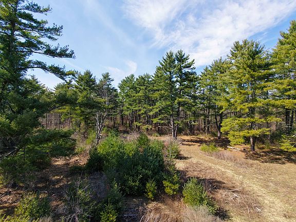 2nd image of 3681 State Highway 7