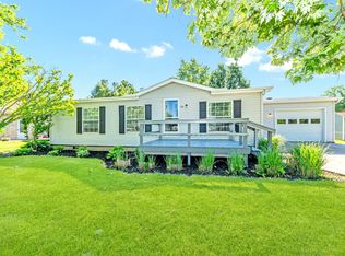 212 N Willow St, Toluca, IL 61369
