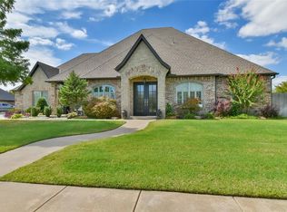 3009 Monica Ln, Moore, OK 73160