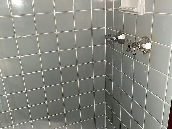 3rd image of 3917 Davila Dr
