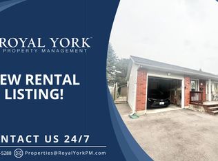 217 Haldane Ct #2, Waterloo, ON N2T1T6