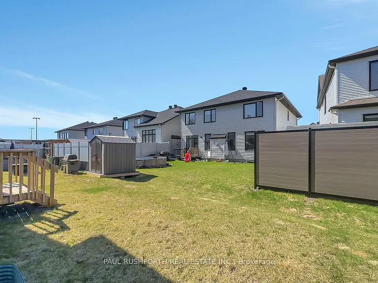 6483 Renaud Rd — Photo 36