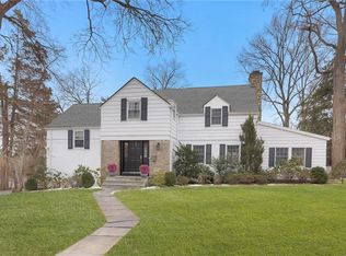 3 Willets Rd, Harrison, NY 10528