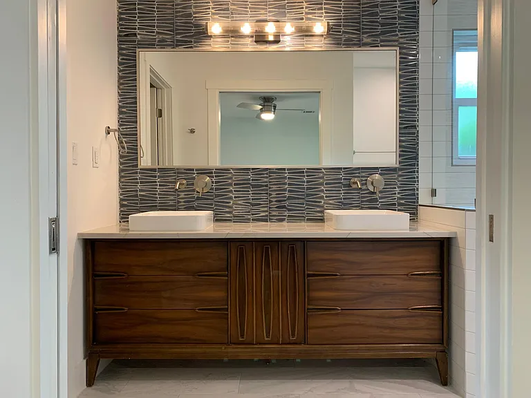 7101 Mesa Dr — Photo 10