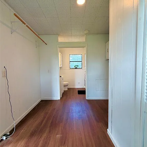 467 Old Mill Ln — Photo 22