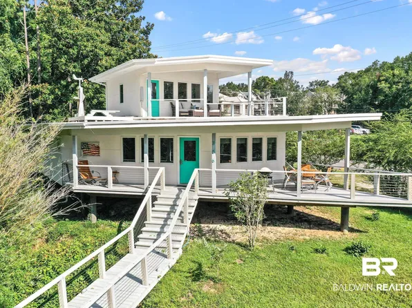 306 Creek Dr, Fairhope, AL 36532