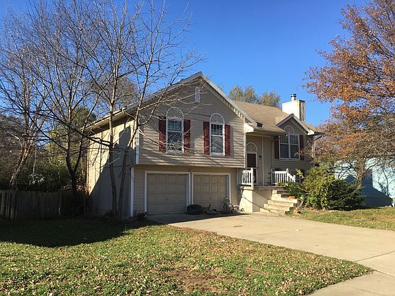 2nd image of 14904 Stonewood Dr