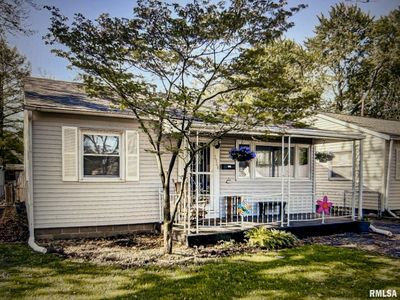 2364 E Keys Ave, Grandview, IL, 62702