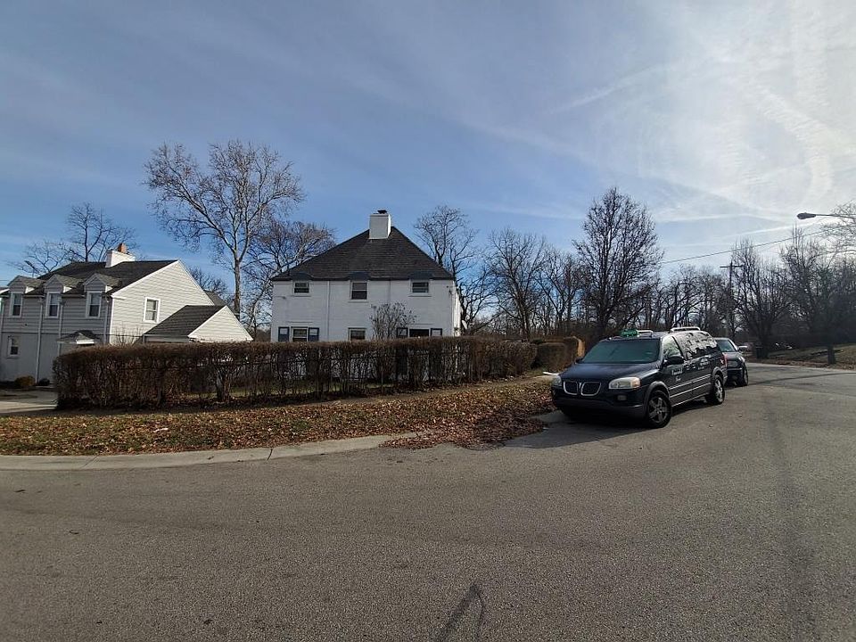 Side Street View