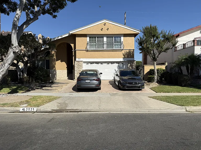 Toland Ave — Photo 1