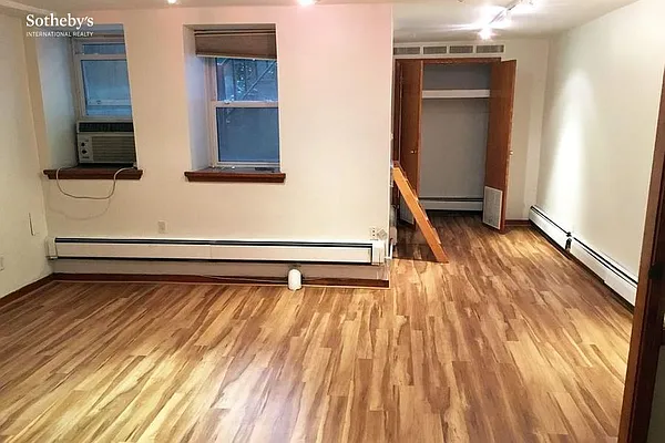 Rented by Sotheby's International Realty | media 6