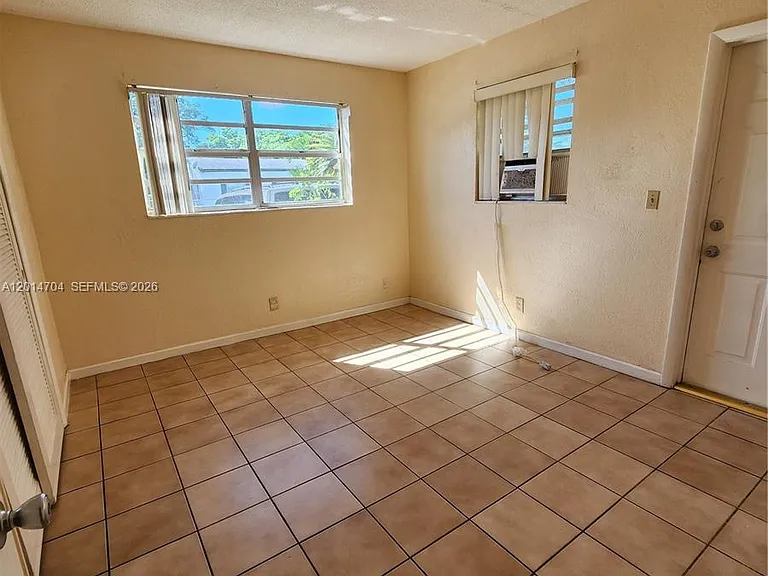 836 NW 2nd Ave #1 — Photo 5