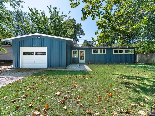 1307 SW Argyll St, Topeka, KS 66611