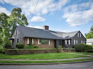 117 Stanley Rd, Swampscott, MA 01907