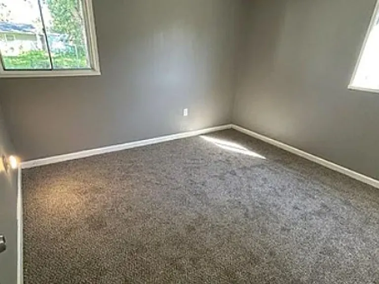 109 Saint Barbara Ln — Photo 3