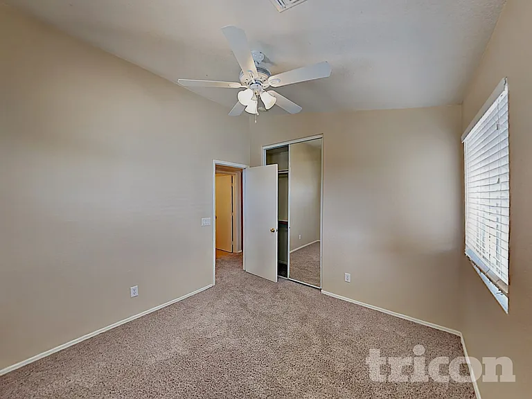 16264 W Lincoln St — Photo 15