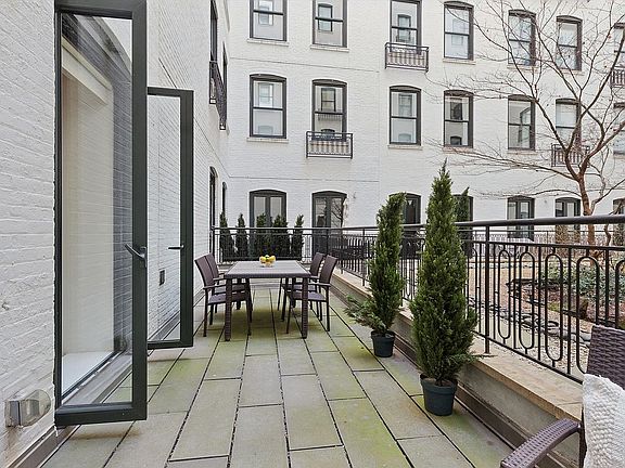 4th image of 225 5th Ave APT 2T