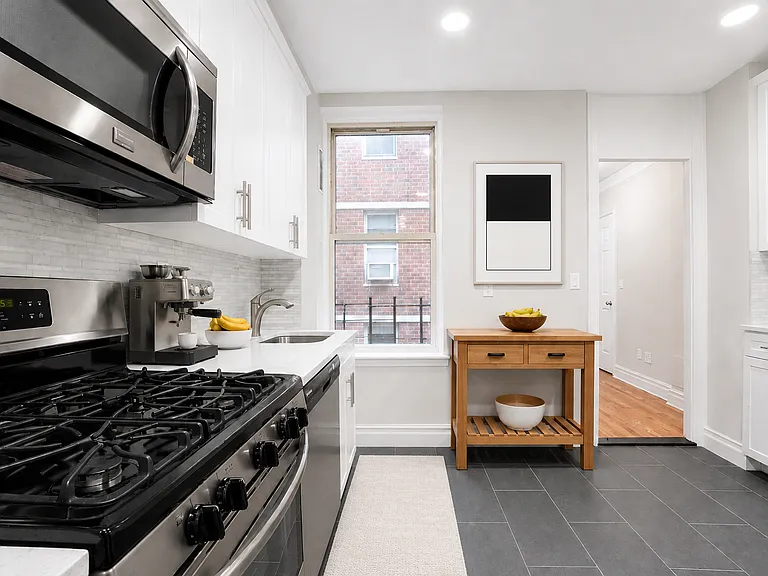 168 W 86th St #15C — Photo 6
