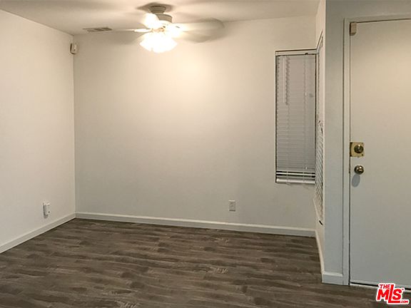 4th image of 620 W Hyde Park Blvd Unit 122