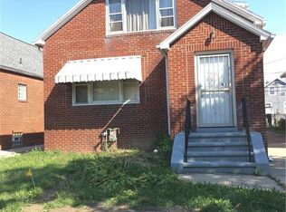 41 Ivanhoe Rd, Buffalo, NY 14215