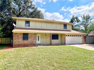 113 June Ct, Richwood, TX 77531