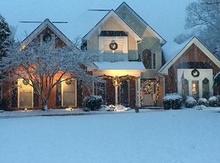 4470 Indian Oak Point, Gainesville, GA 30506