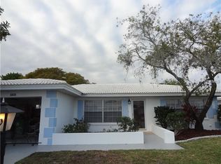 3805 Chinaberry Rd, Bradenton, FL 34208