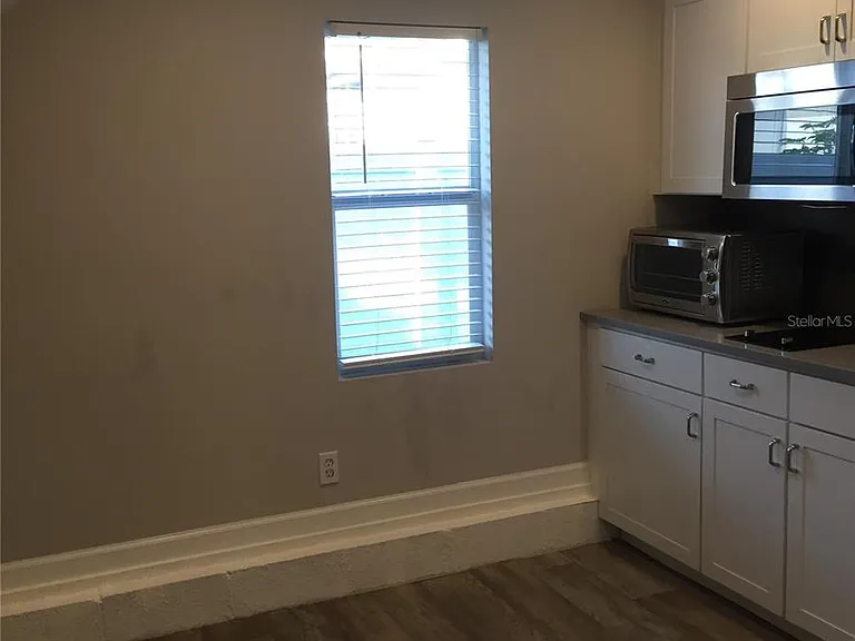 Eat-In Kitchen space